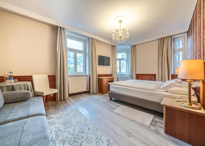 Neue Post I Self Check-in Hotel Innsbruck