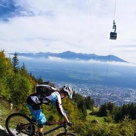 Hotel Neue Post I Self Check-in Innsbruck