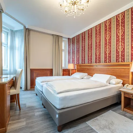 Neue Post I Self Check-in Hotel