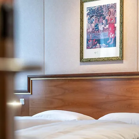 Otel Neue Post I Self Check-in 4*