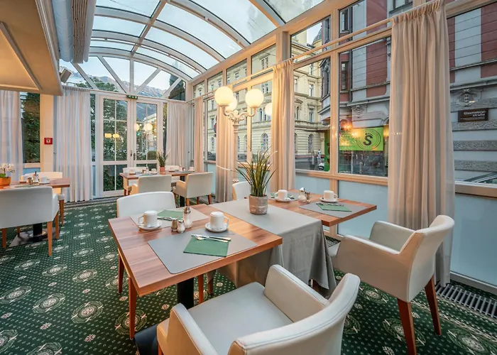 Neue Post I Self Check-in Hotel 4*