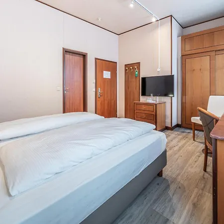 Otel Neue Post I Self Check-in